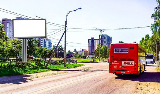 Билборд в Кировске на Набережной улице; бульвар Партизанской Славы; сторона Б