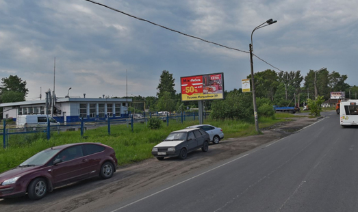 реклама на щите на ул. Новодеревенская, перед поворотом на ул. Удаловскую, сторона Б