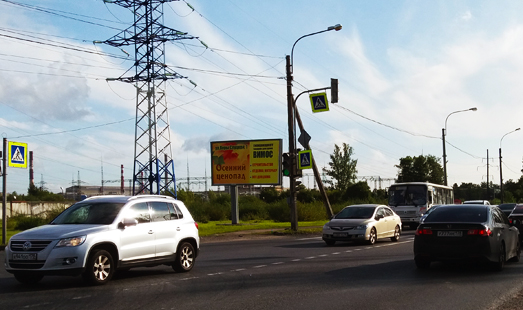 Щит на Колпинском шоссе; поворот к АЗС Киришиавтосервис, ул. Финляндской, сторона Б