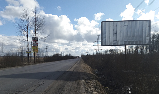 Щит на Ропшинском шоссе, 2 км  660 м, слева (от Ропши), cторона А - из СПб