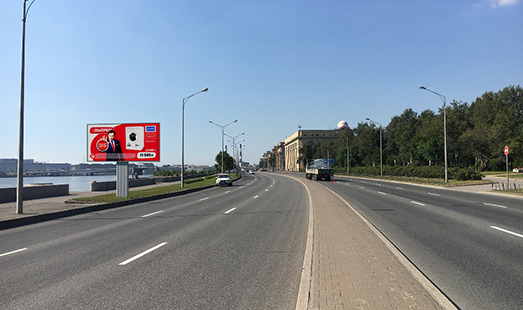 реклама на цифровом билборде на Малоохтинском пр., Заневский парк