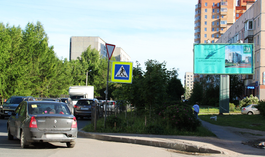Щит на ул. Александровская, д. 81, универсам Spar, сторона А