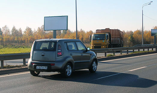 Билборд на Мурманском шоссе, 21 км 650 м, cторона Б - в СПб