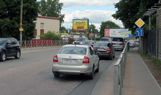 Билборд на Токсовском шоссе, 0 км 550 м, cторона Б1, Б2, Б3 - из СПб