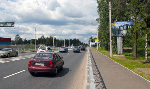 Щит на Выборгском шоссе, 26 км 400 м, cторона А - из СПб