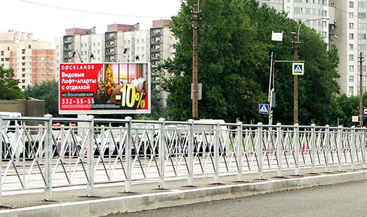Билборд на Бухарестской ул. 67 к.1, напротив / Южное ш. / ст.м. Проспект Славы; cторона Б