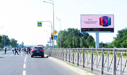 реклама на цифровом билборде на ш. Пулковское 21 к.1 / гипермаркет OBI (из города)