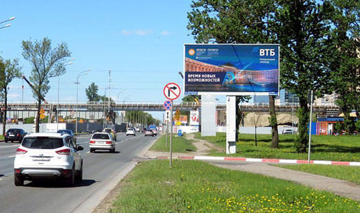 реклама на цифровом билборде на Пулковском ш. 42 к.5 / АЗС Лукойл