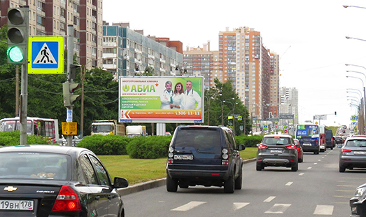 Реклама на цифровом билборде на проспекте Королёва, д. 47, к. 1; cторона А1 (от Долгоозёрной улицы)