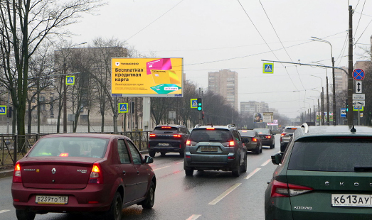 Реклама на цифровом билборде на проспекте Непокорённых, д. 6; гостиница Орбита; cторона А2 (от площади Мужества)