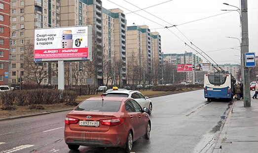 Диджитал билборд на пр-те Королёва, 20 / пр-т Сизова; cторона А1 (от Коломяжского пр.)