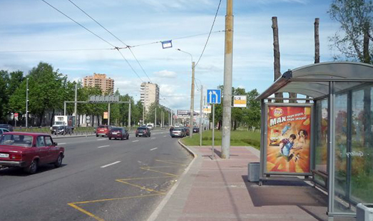 Сити-формат на Пискаревском проспекте; Бестужевская улица, у часовни; cторона А