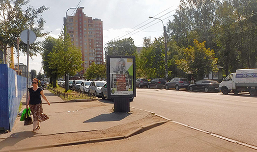 Сити-формат на ул. Васи Алексеева, д. 1, напротив; cторона Б